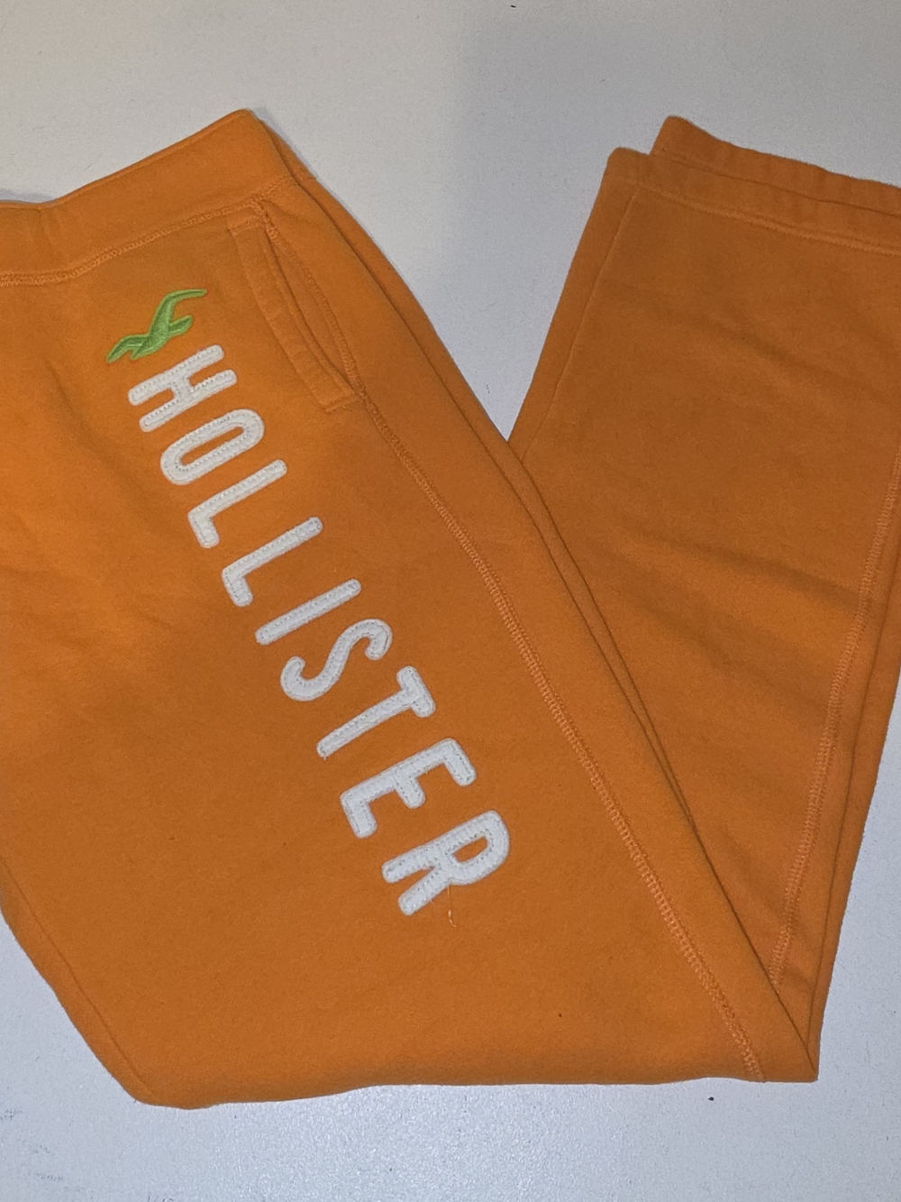 Hollister Mens Orange Logo Sweatpants